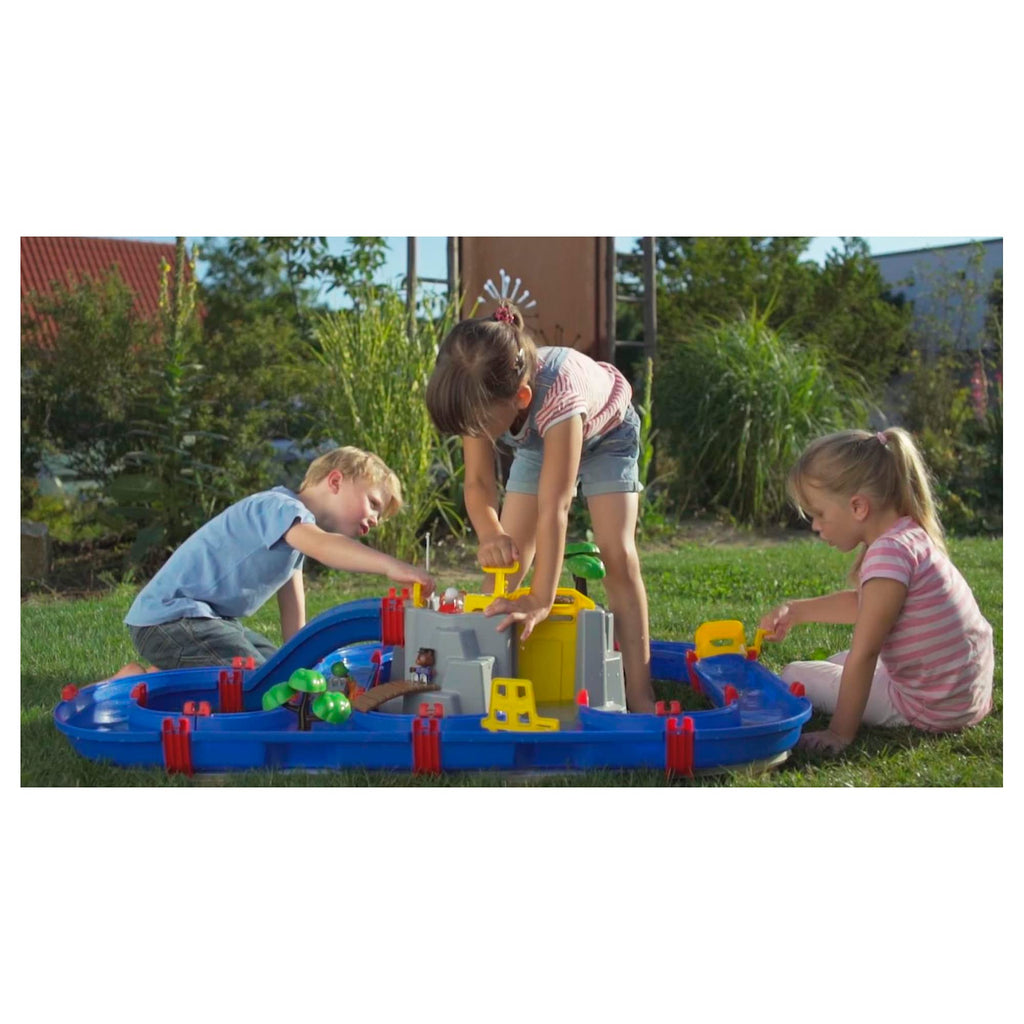 Crazy Mountain Lake Water Playset