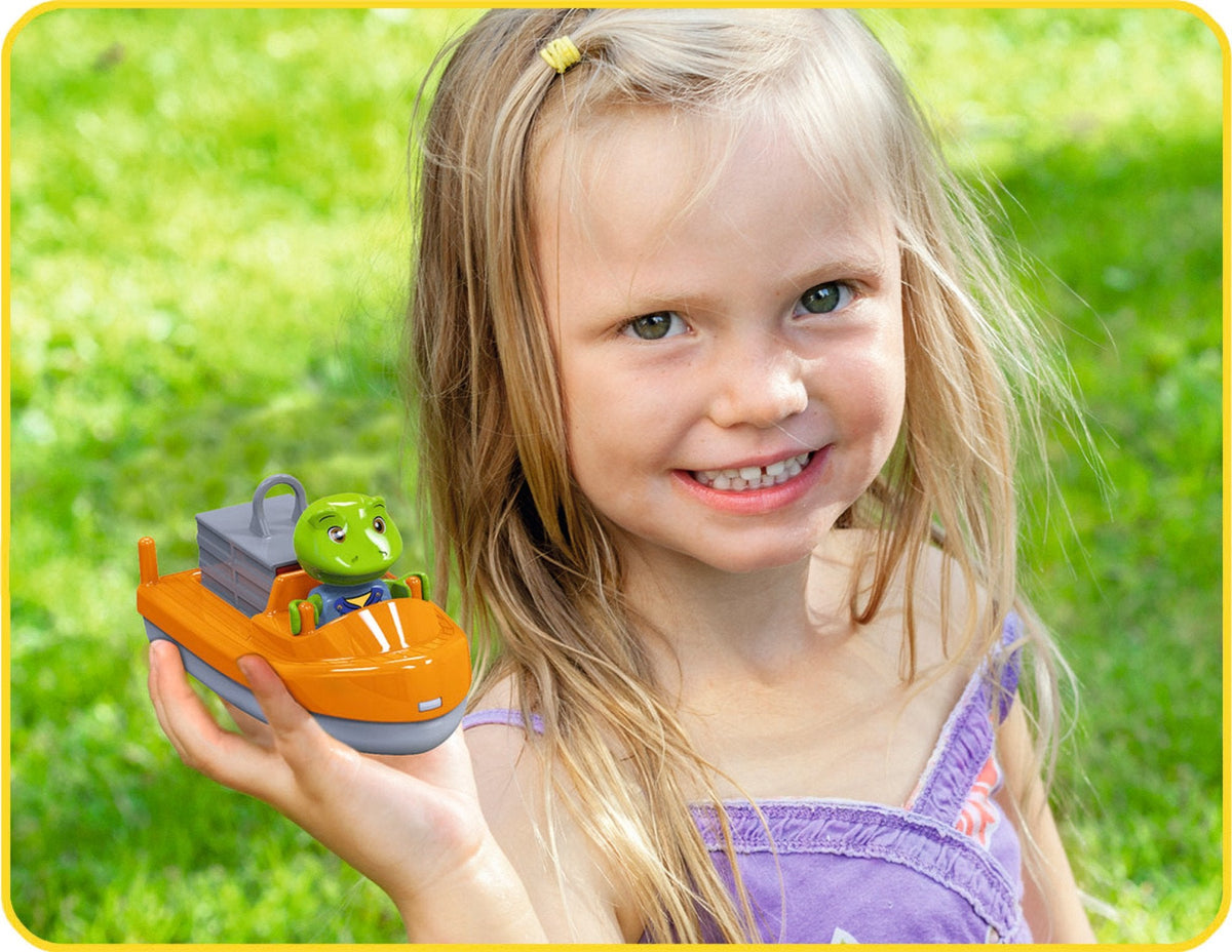 Crazy Mountain Lake Water Playset