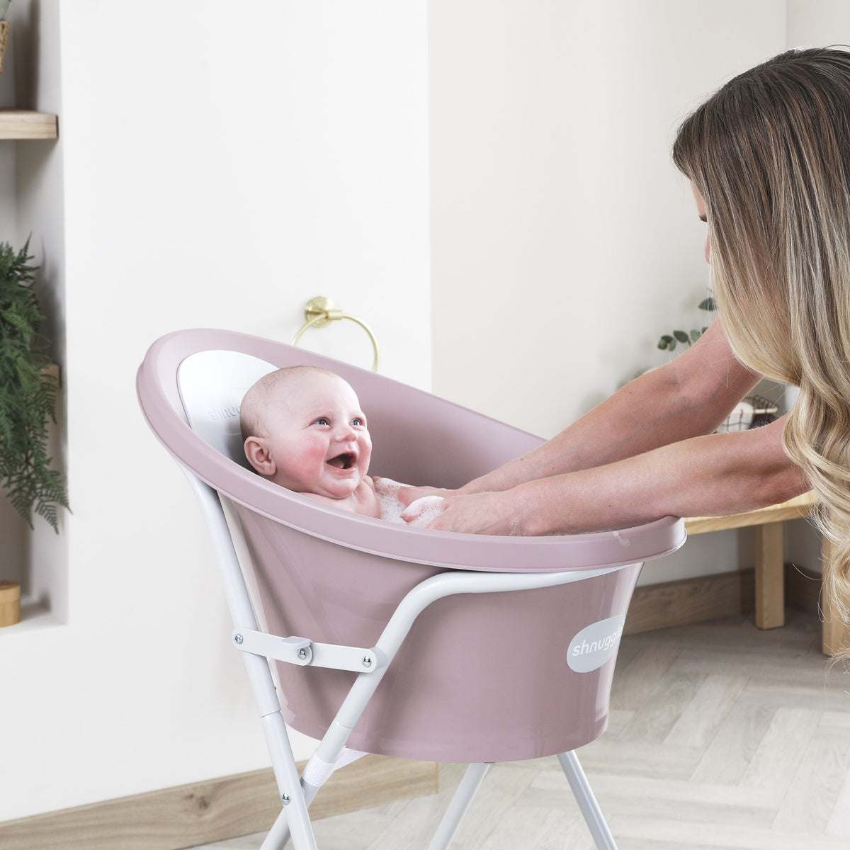 Newborn Bath Essentials Bundle | Baby Bath with Support Bump, Soft Backrest & Rinse Jug | Safe & Stylish Bathtime Set