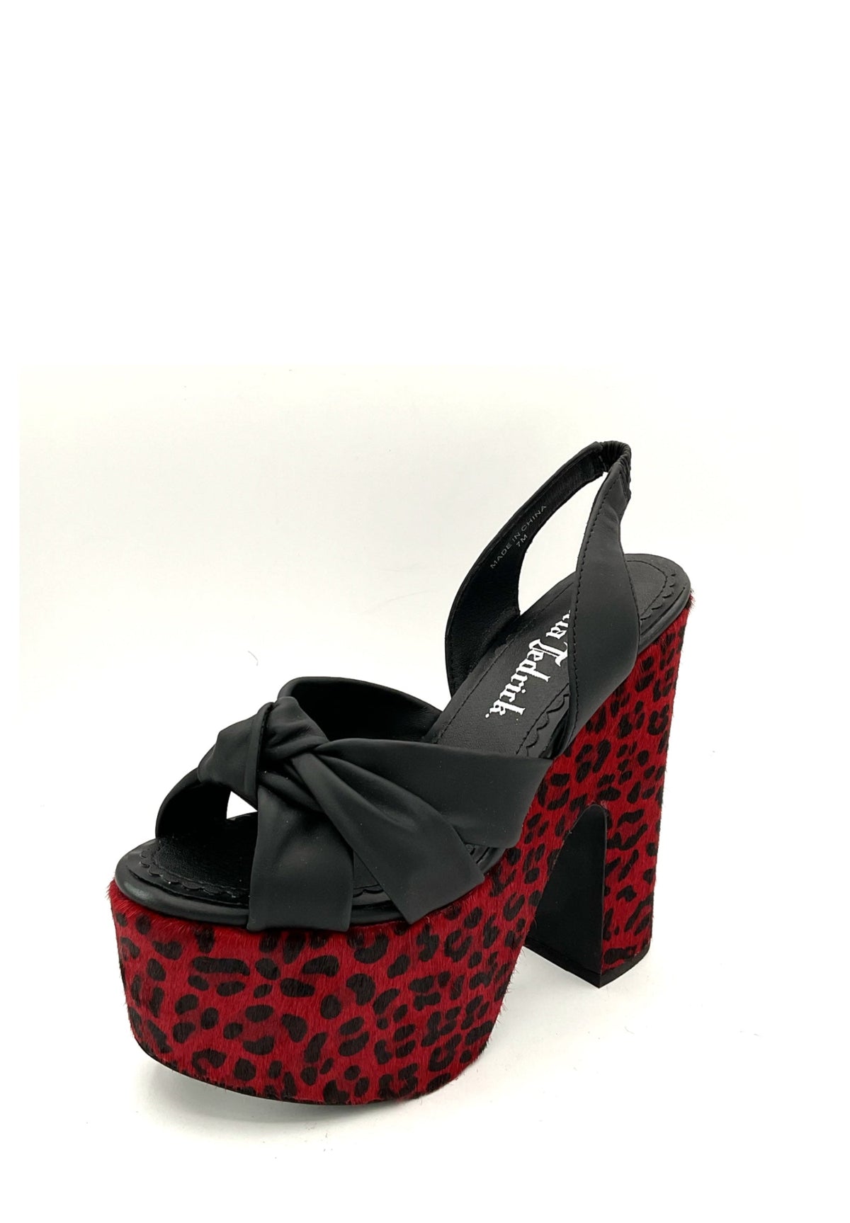 Lusterous Leo Platform