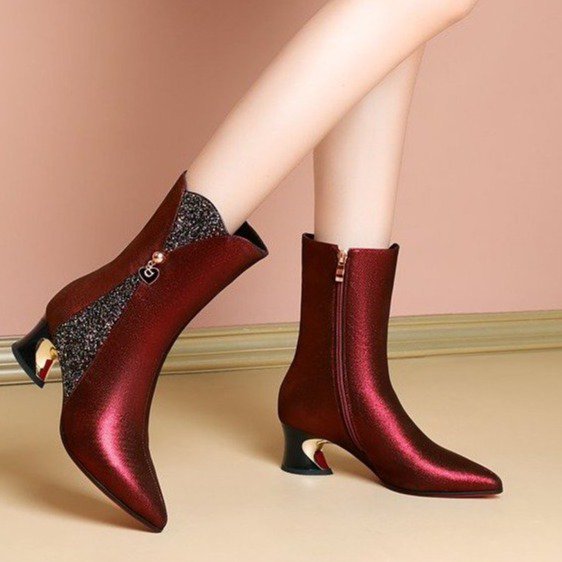 Leather Coarse Heel Pointed Short Boots Women's Middle Heel Burgundy Splicing Soft Leather Women's Boots Large Size Women's Shoes