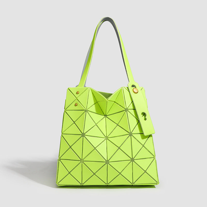 Original Limited Diamond Box Geometric Quilted Small Square Bags