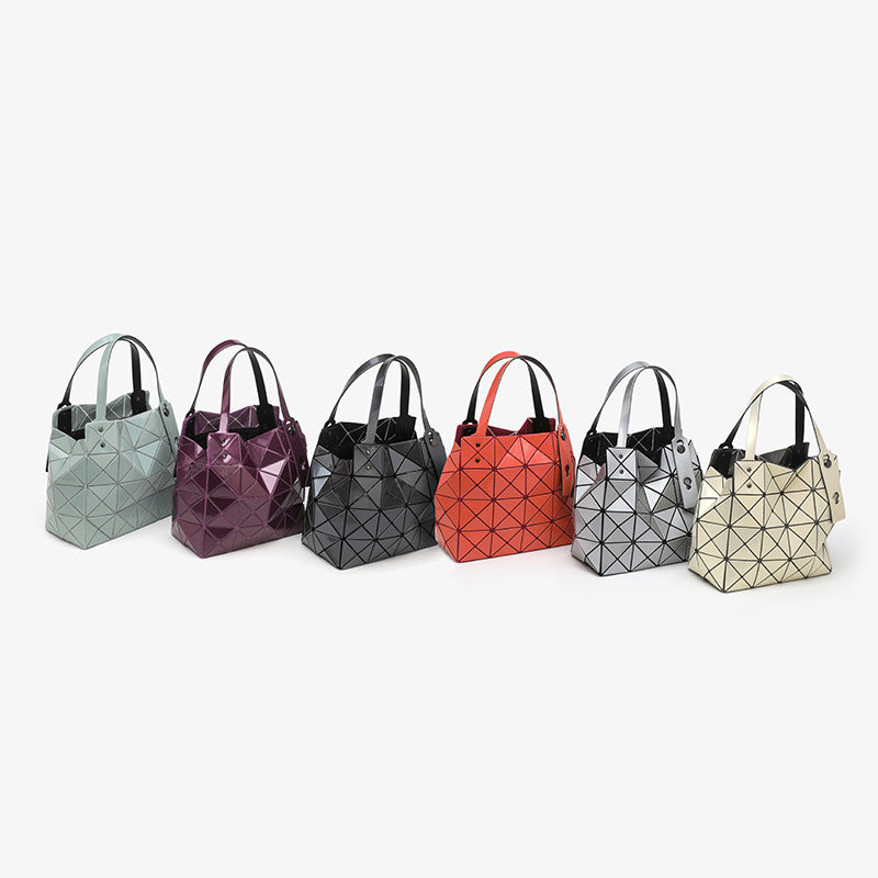 Women's Diamond Box Geometric Portable Trendy Triangle Shoulder Bags