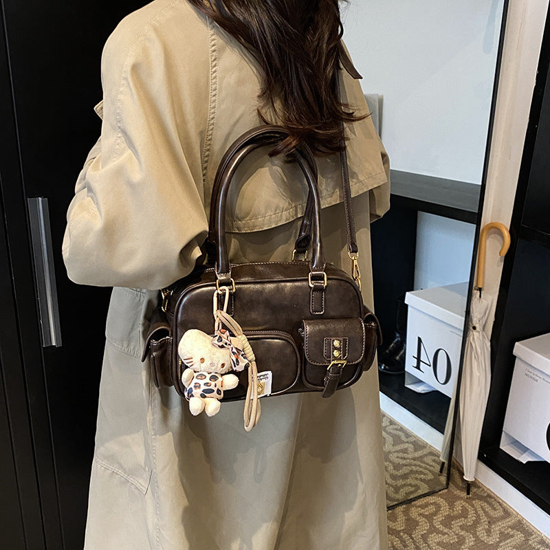 Women's Retro Commuter Large Capacity Fashion Niche Crossbody Bags