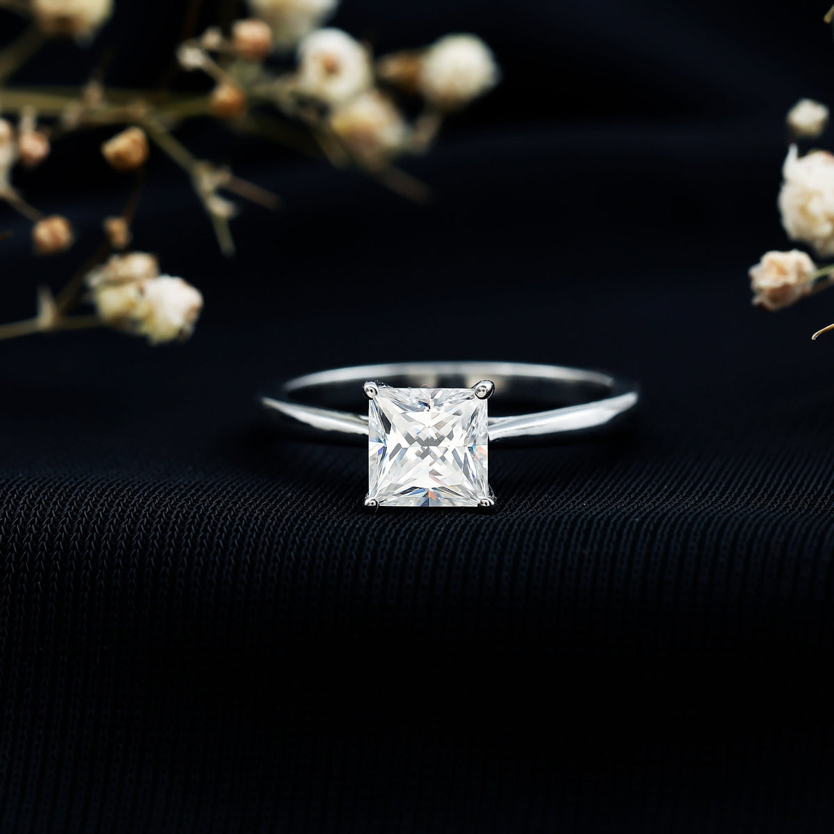 Solitaire 2 Carat Princess Cut Lab Grown Diamond Engagement Ring with IGI Certificate