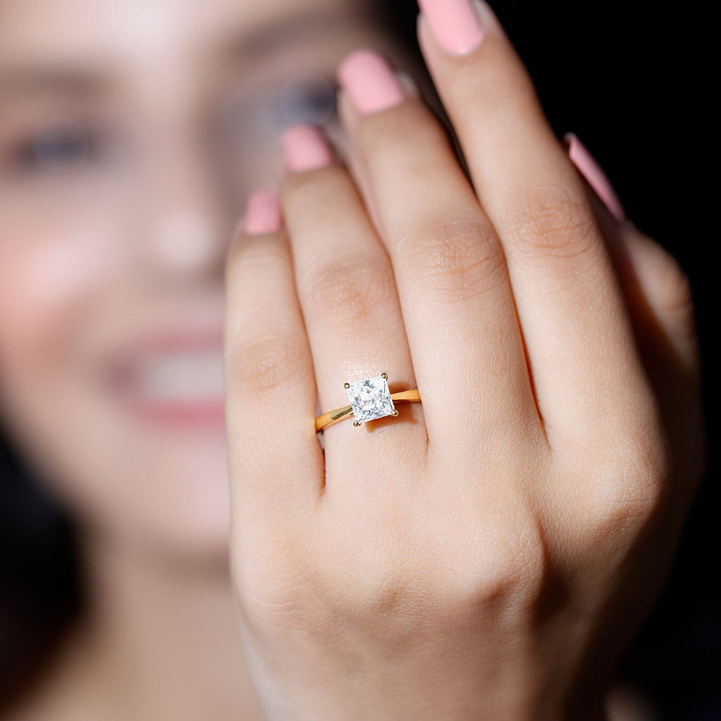 Solitaire 2 Carat Princess Cut Lab Grown Diamond Engagement Ring with IGI Certificate
