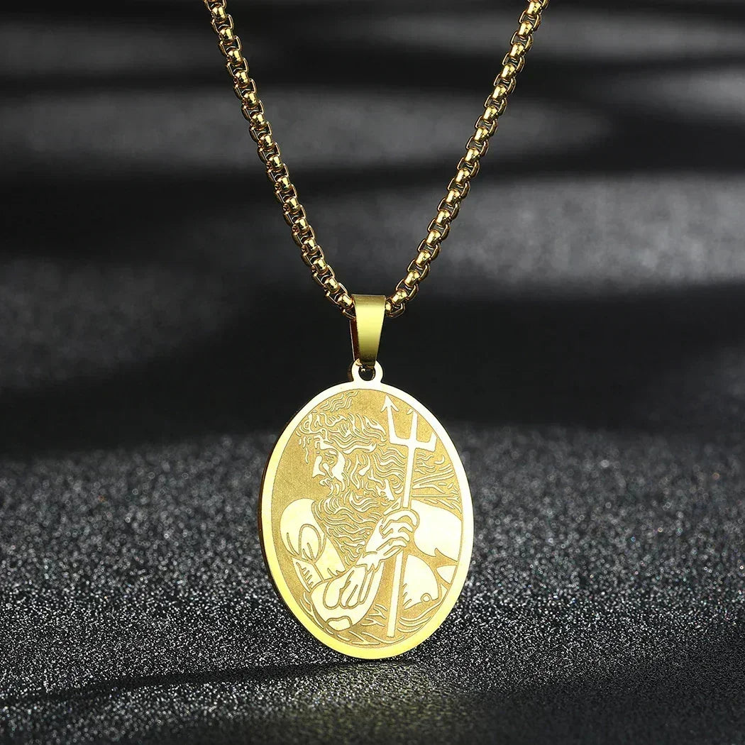 Mens Ancient Greek God Spartan Warrior Pendant Gladiator Necklace Women Mythology Spartan Helmet Charm Neck Chain Amulet Jewelry