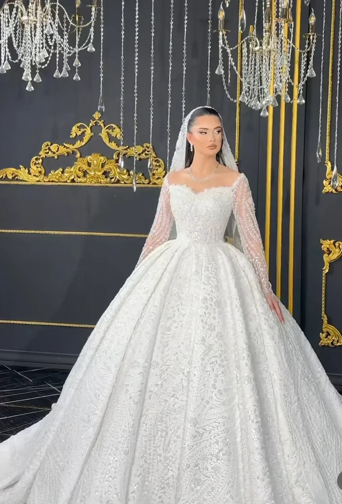 Noble Long Sleeve Beaded Wedding Dress | Ball Gown -femstylo