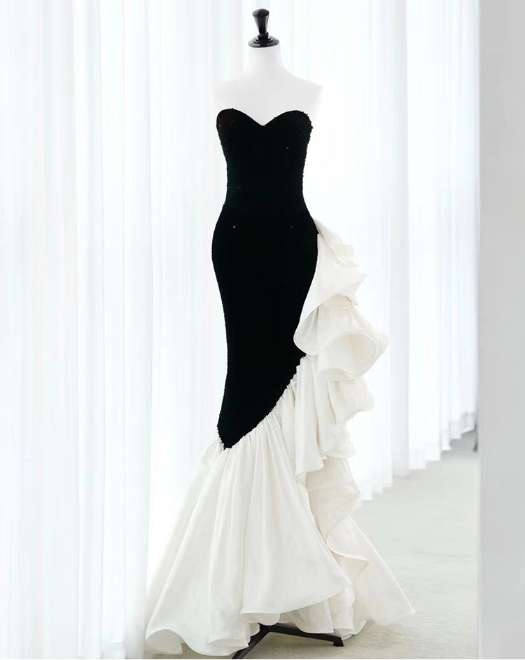 Stunning Strapless Sequin Mermaid Dress with Ruffled Organza