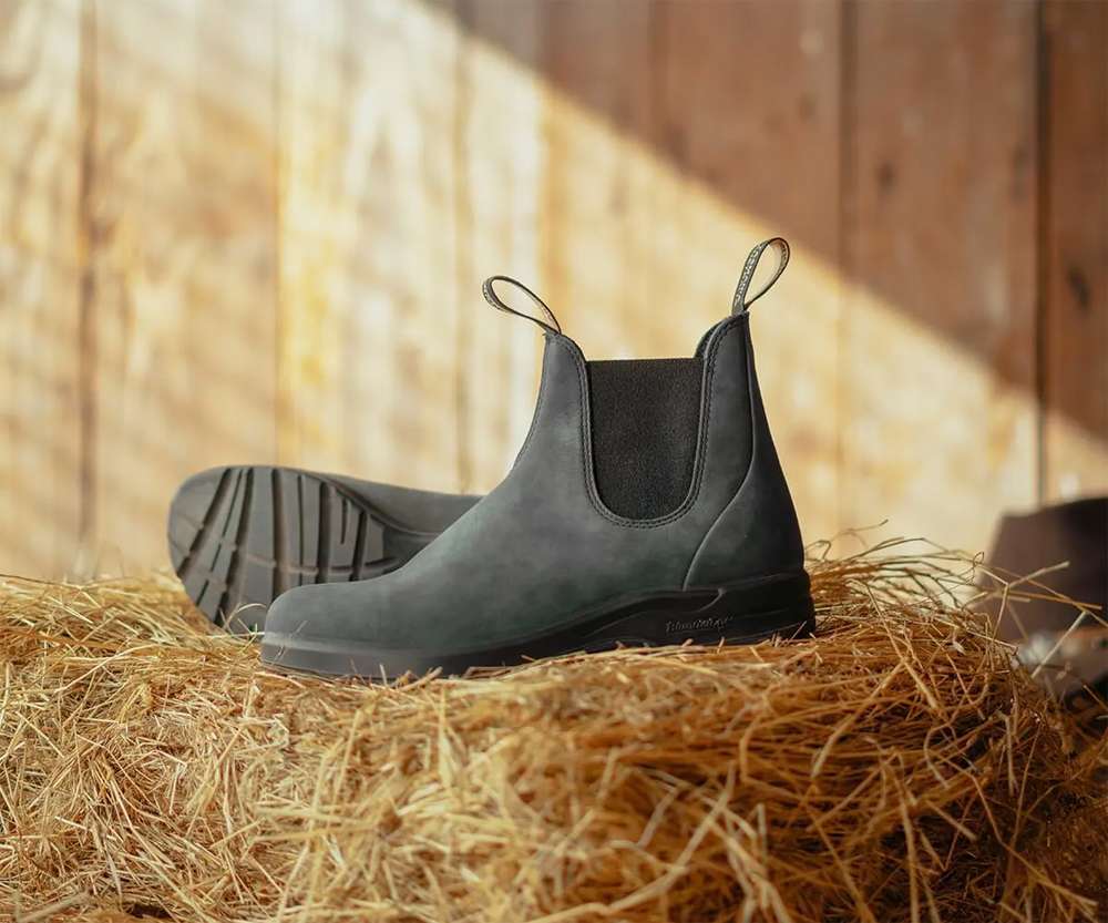 Blundstone 2055 WOMEN'S ALL-TERRAIN CHELSEA BOOTS - RUSTIC BLACK