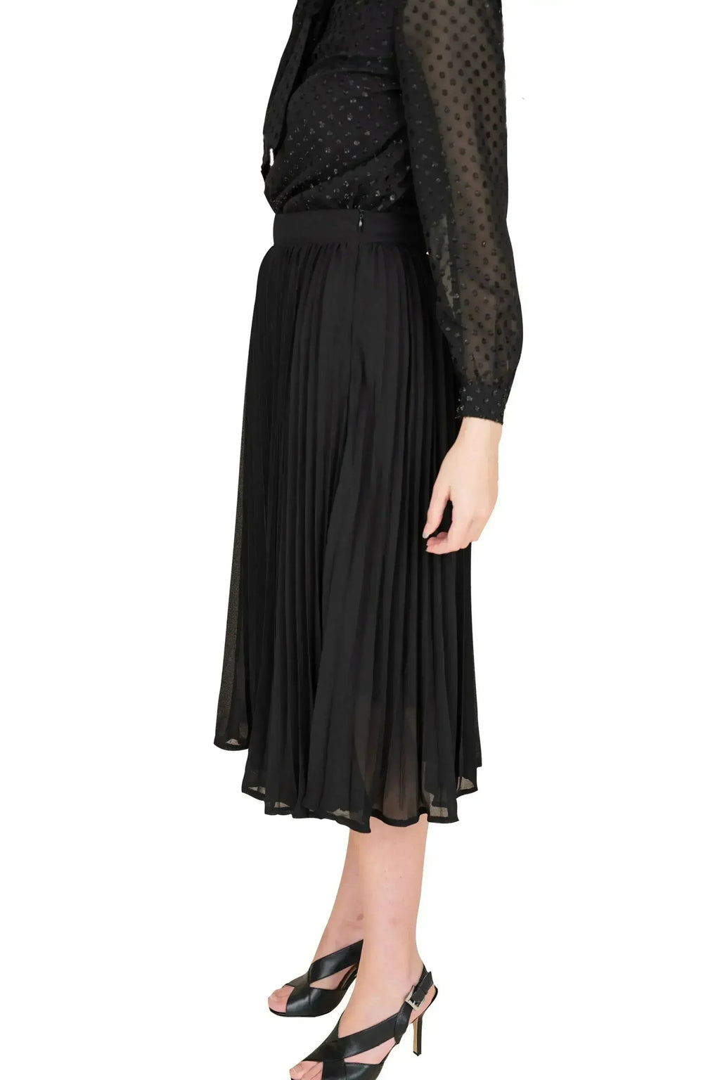 Black Crushed Chiffon Pleated Full lining Skirt | Femstylo