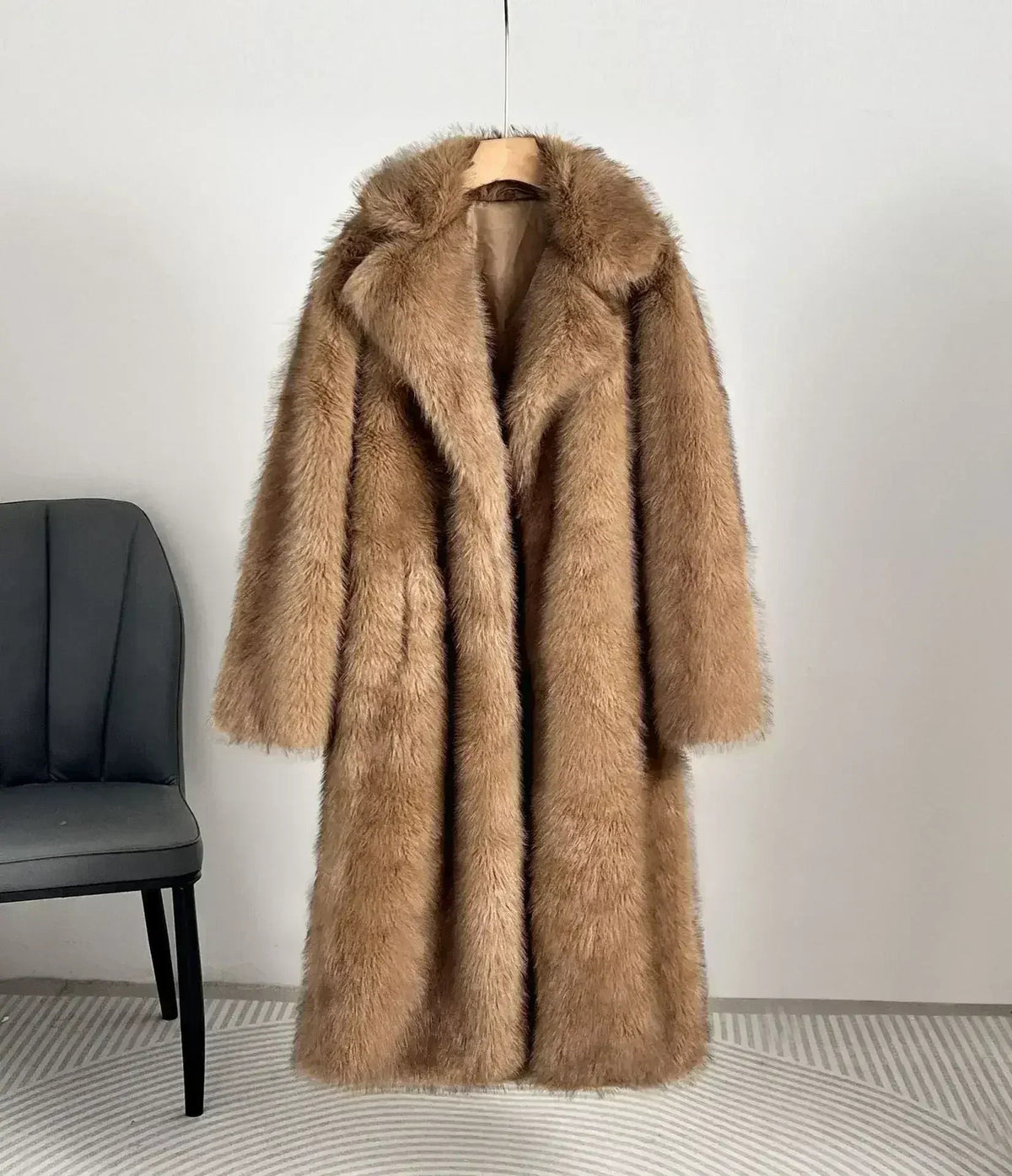 Royal Faux Fur Maxi Coat – 25 Edition