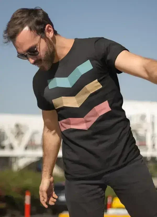 Geometric Design Triple T-shirt
