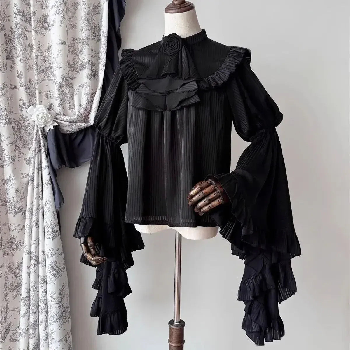 Harajuku Lolita Ruffle Sleeve Top