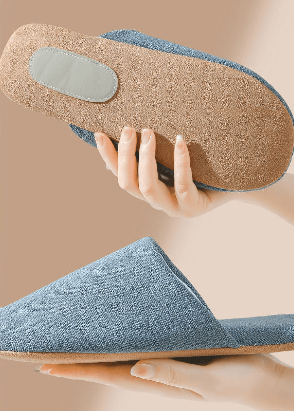 Modern House Slipper / White