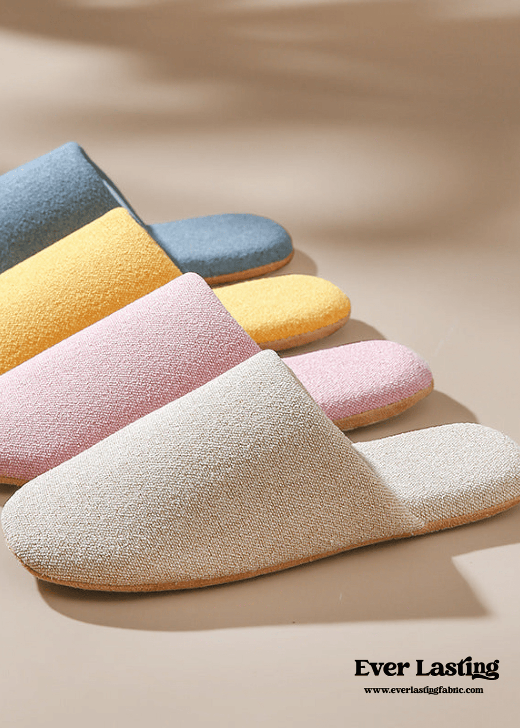 Modern House Slipper / White