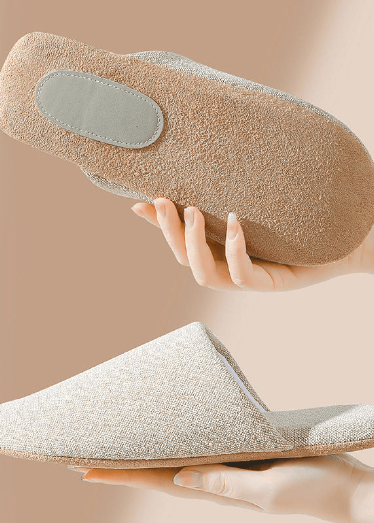 Modern House Slipper / White