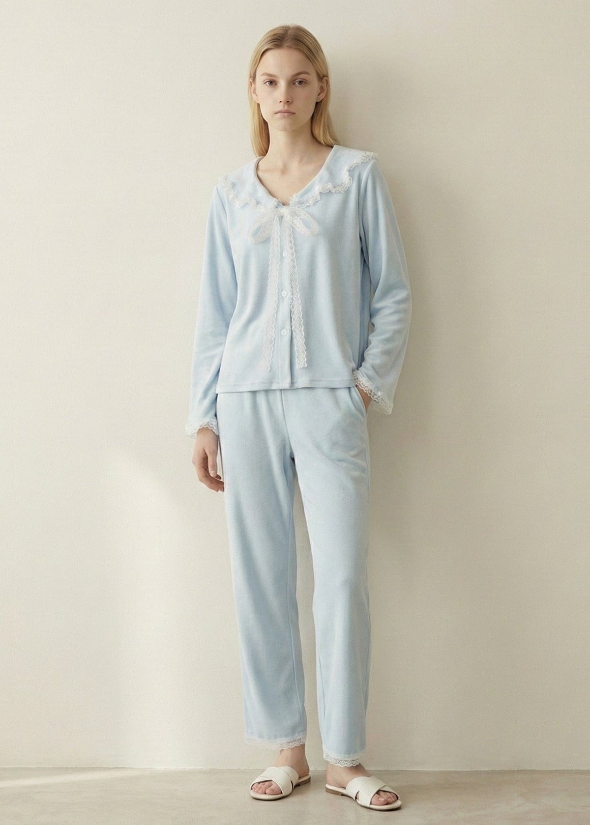 Rosy Velvet Coquette Lace Pajama Set / Blue